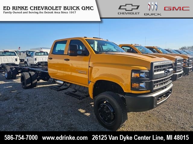 2024 Chevrolet Silverado 6500 HD Work Truck