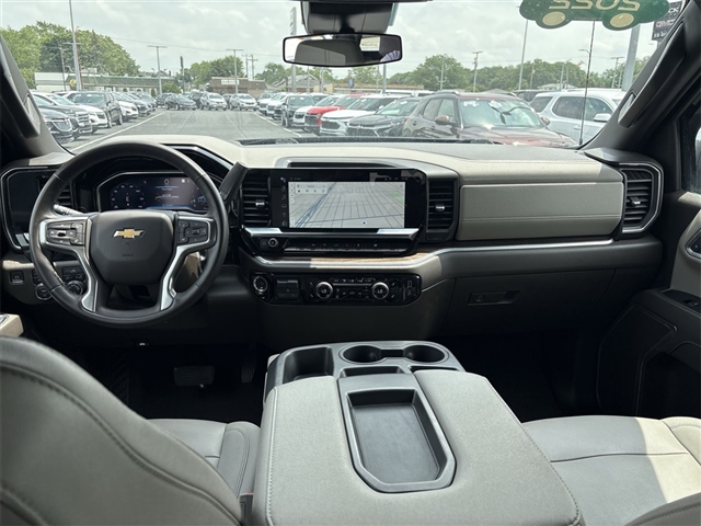 2023 Chevrolet Silverado 1500 LT LT1