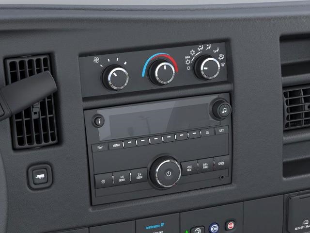 2025 GMC Savana 3500