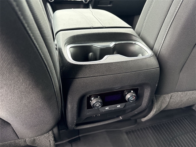 2024 Chevrolet Traverse LS