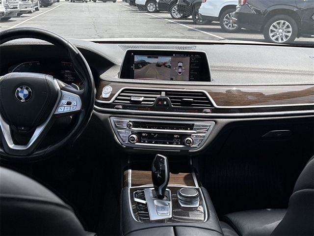 2020 BMW 7 Series 740i xDrive