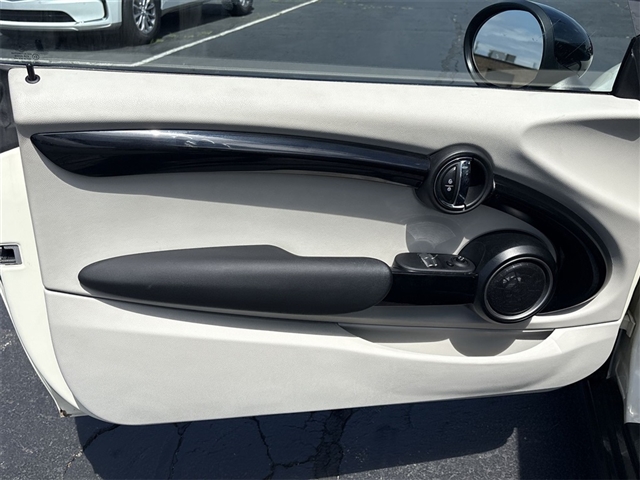2015 MINI Hardtop 2 Door Base