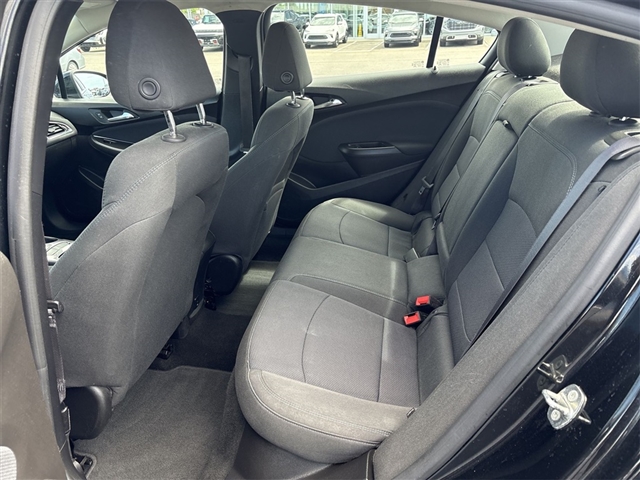 2017 Chevrolet Cruze LT Auto