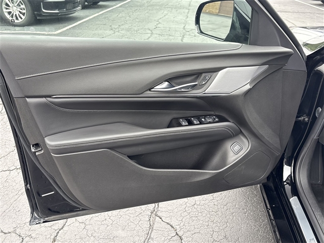 2023 Cadillac CT4 Luxury