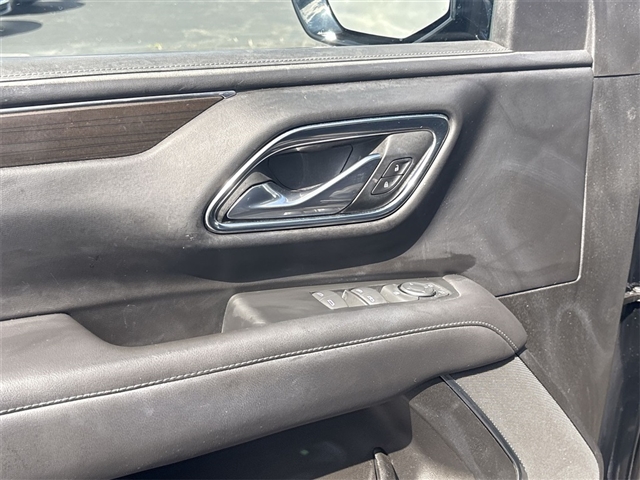 2023 GMC Yukon SLE