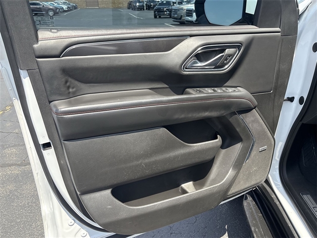 2022 Chevrolet Suburban RST