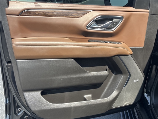 2021 Chevrolet Suburban High Country