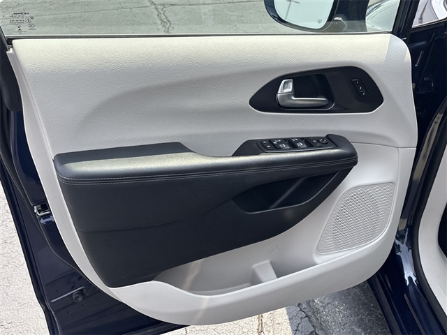 2020 Chrysler Pacifica Limited