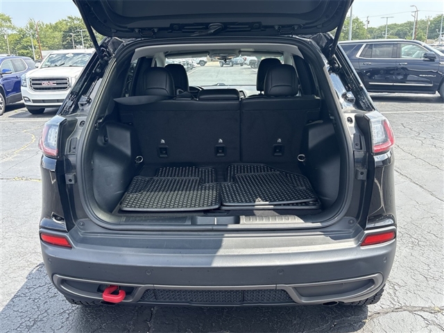 2020 Jeep Cherokee Trailhawk