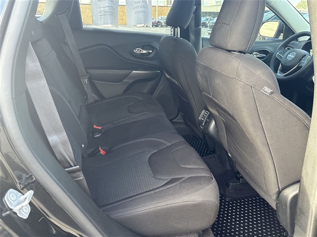 2019 Jeep Cherokee Latitude