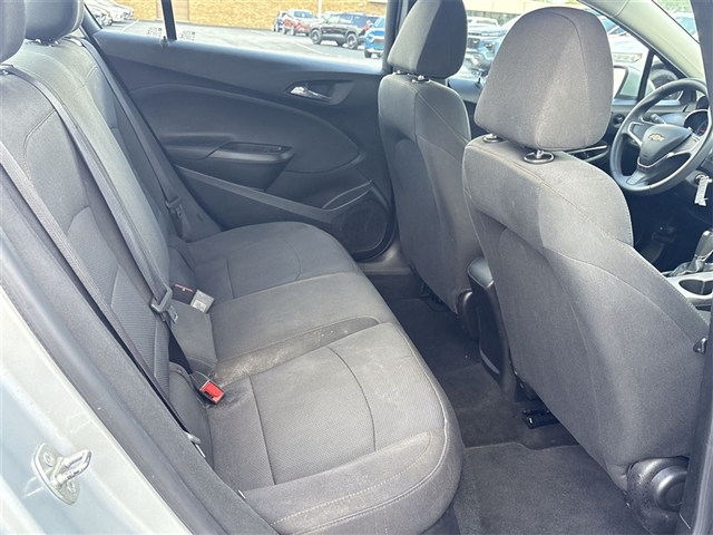 2016 Chevrolet Cruze LS Auto