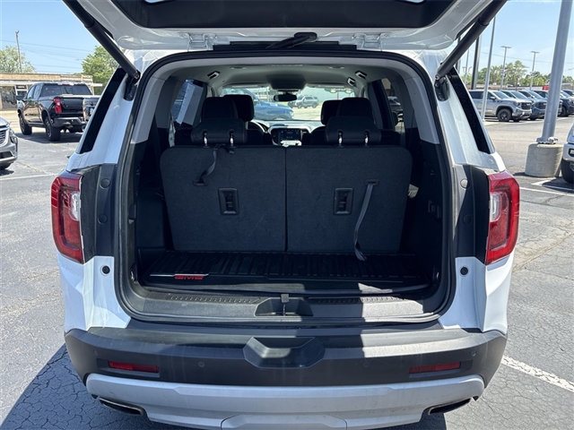 2022 GMC Acadia SLE