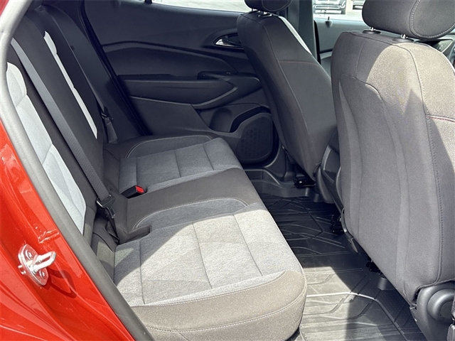 2024 Chevrolet Trax RS
