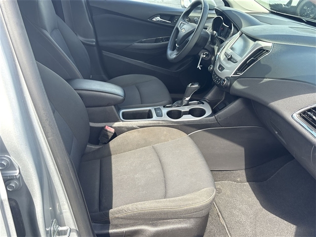 2016 Chevrolet Cruze LS Auto