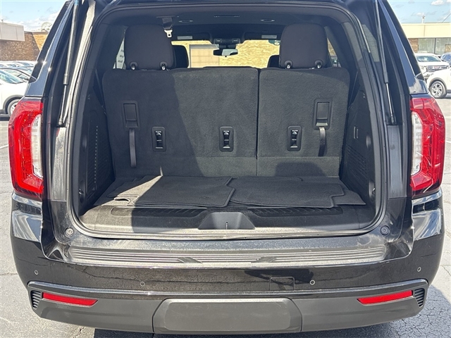 2023 GMC Yukon SLE