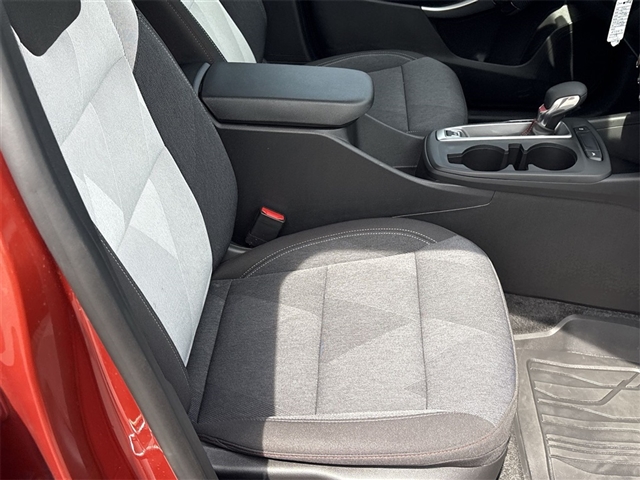 2024 Chevrolet Trax RS