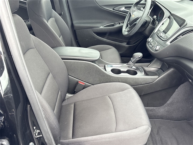 2022 Chevrolet Malibu LS 1LS