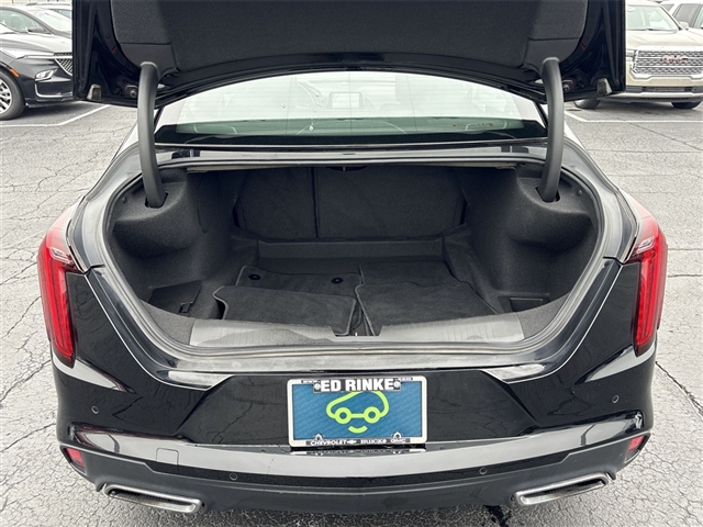 2023 Cadillac CT4 Luxury