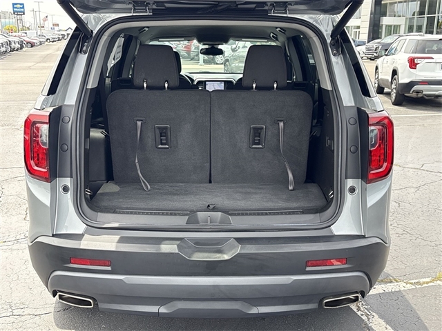 2023 GMC Acadia AT4