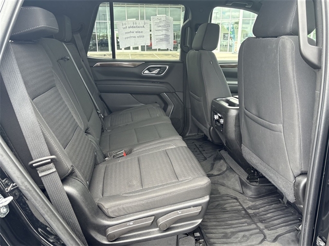 2023 GMC Yukon SLE