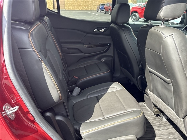 2020 GMC Acadia AT4