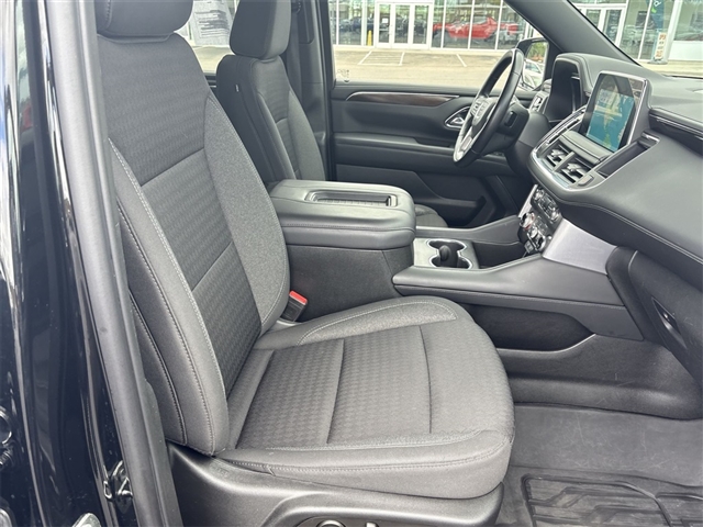 2023 GMC Yukon SLE