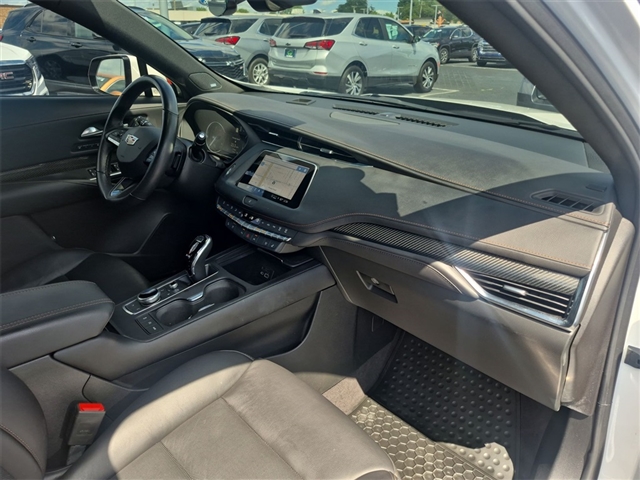 2023 Cadillac XT4 Sport
