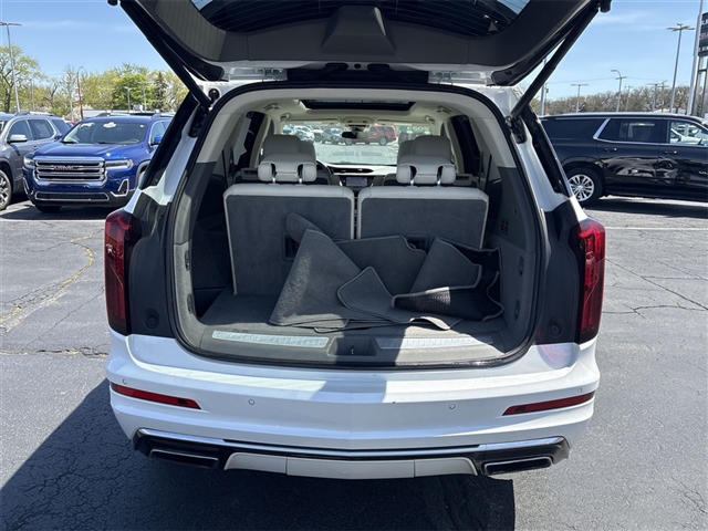 2023 Cadillac XT6 Premium Luxury