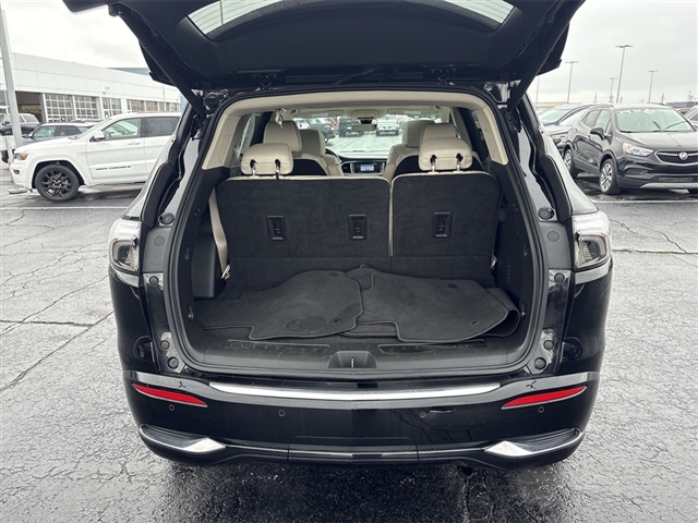 2022 Buick Enclave Avenir