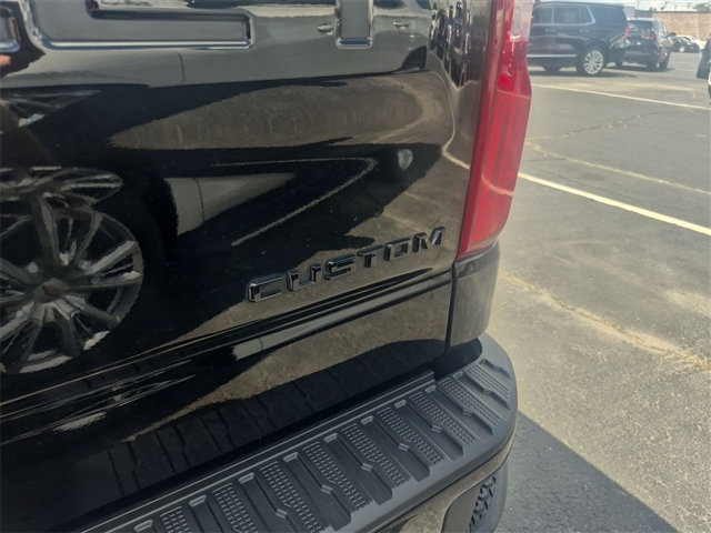 2022 Chevrolet Silverado 1500 Limited Custom Trail Boss