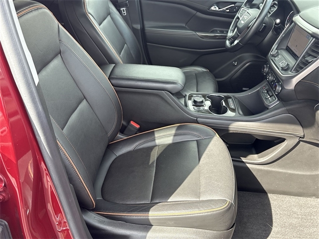 2020 GMC Acadia AT4