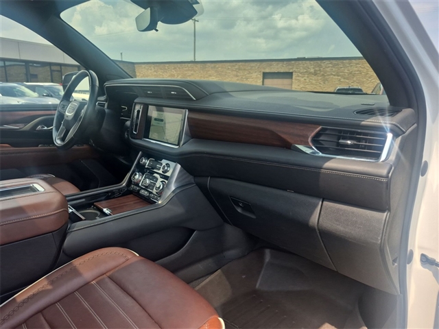 2023 GMC Yukon Denali Ultimate