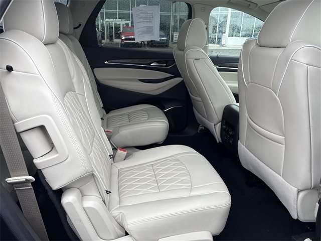 2022 Buick Enclave Avenir