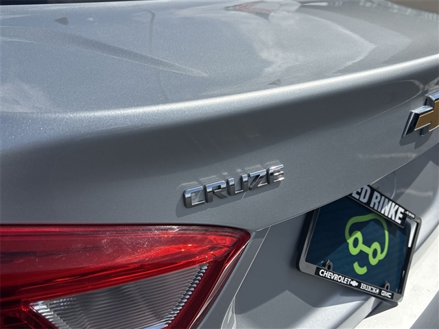 2016 Chevrolet Cruze LS Auto