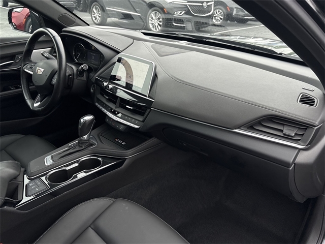 2023 Cadillac CT4 Luxury