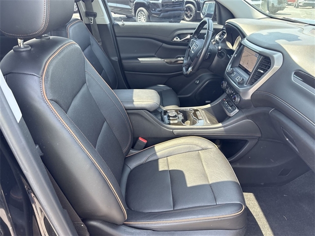 2020 GMC Acadia AT4