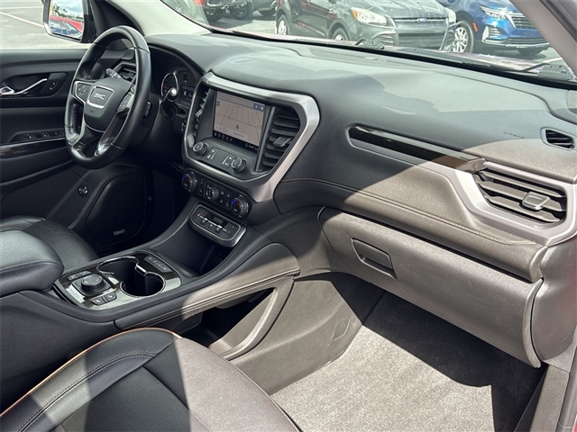 2020 GMC Acadia AT4