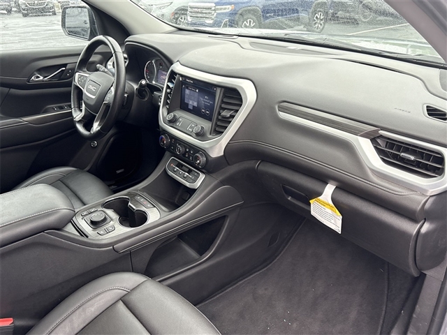 2022 GMC Acadia SLT