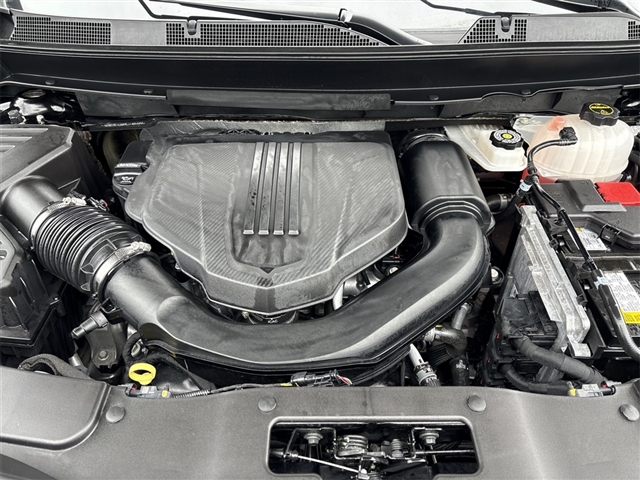 2024 Chevrolet Traverse LS
