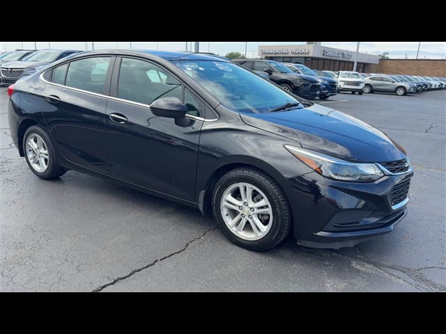 2017 Chevrolet Cruze LT Auto