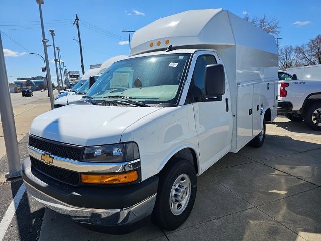 2024 Chevrolet Express 3500