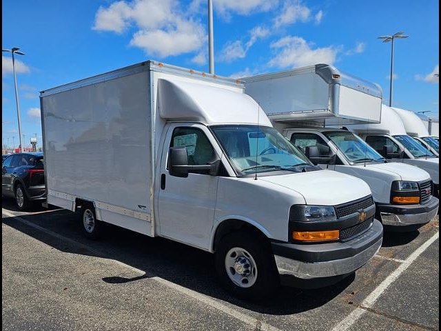 2024 Chevrolet Express 3500