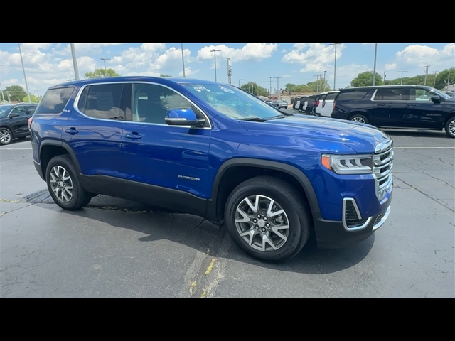 2023 GMC Acadia SLE