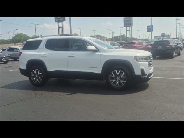 2022 GMC Acadia SLE