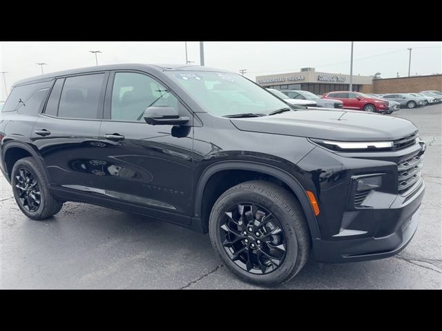 2024 Chevrolet Traverse LS