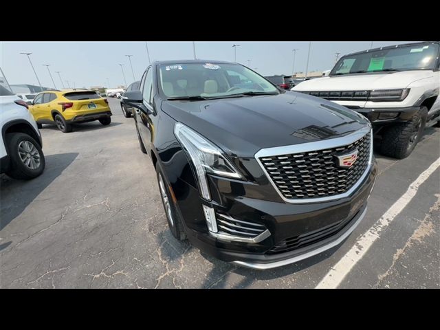 2023 Cadillac XT5 Premium Luxury