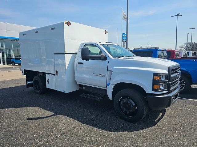 2024 Chevrolet Silverado 5500 HD Work Truck
