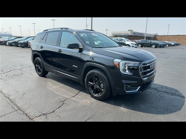 2023 GMC Terrain AT4