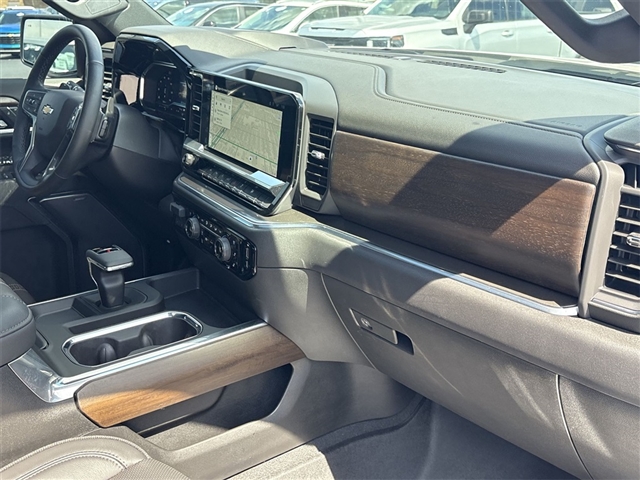 2025 Chevrolet Silverado 1500 High Country