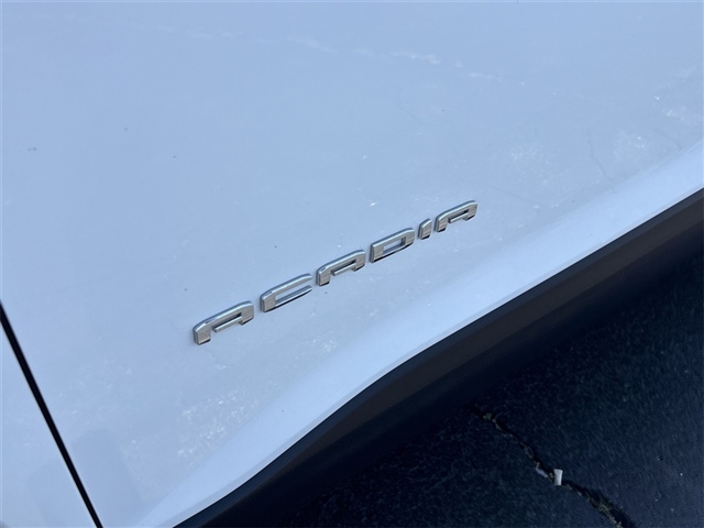 2022 GMC Acadia SLE